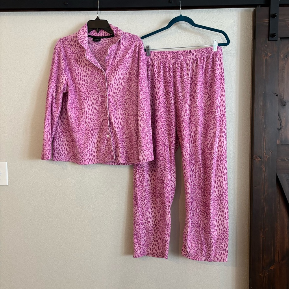 Tahari Pink Leopard Soft Fleece Women's Pajama Set XL